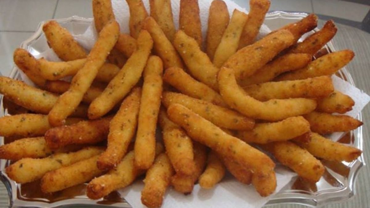 Bâtonnets de pommes de terre aromatisés et croustillants