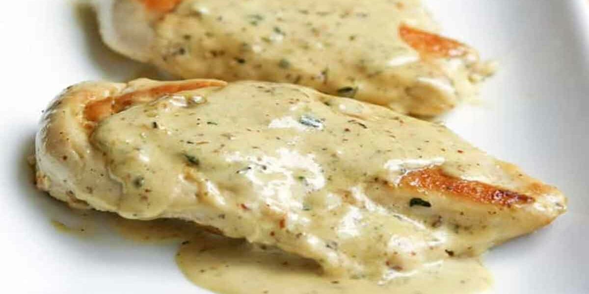 Poulet avec une sauce crémeuse à la moutarde, surprenante - Top Recettes
