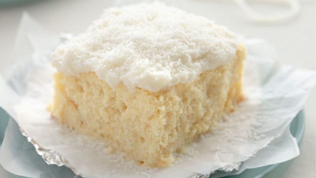 Gâteau végétarien au yaourt mesure au pot : 7 ingrédients, sans beurre et sans œufs. Seulement 190 calories !