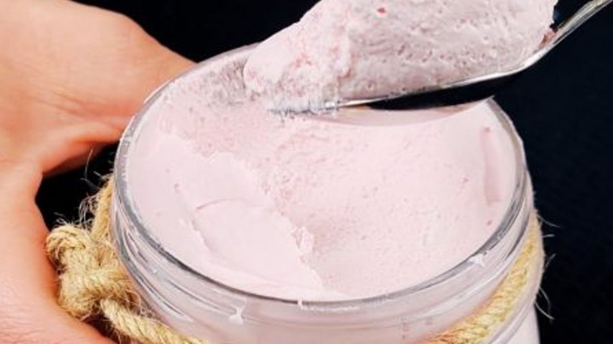 Le dessert léger super crémeux à base de fraises et lait