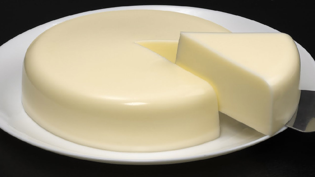 Gâteau au lait sans four: léger et crémeux, préparé avec 4 ingrédients simples