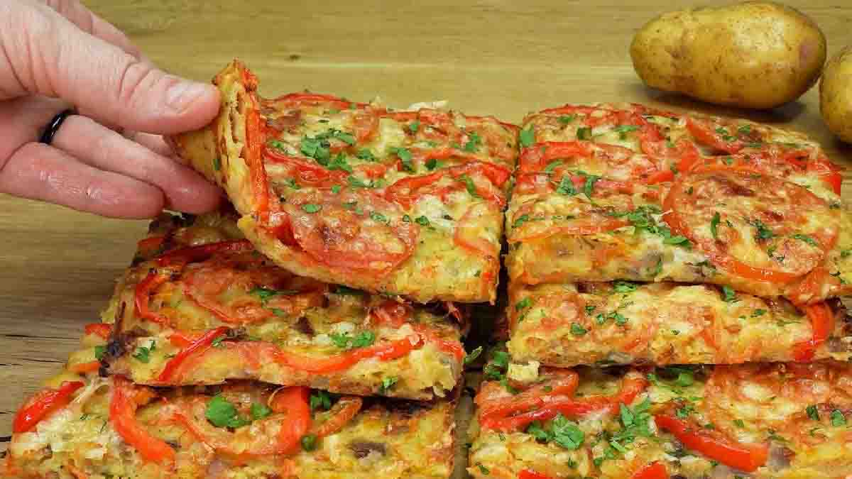 Pizza de pommes de terre aux poivrons et aux tomates: légère et succulente