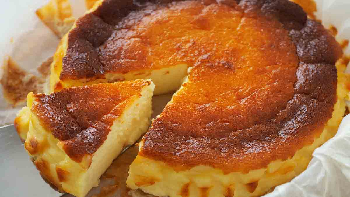 Gâteau au yaourt grec sans farine: crémeux et léger