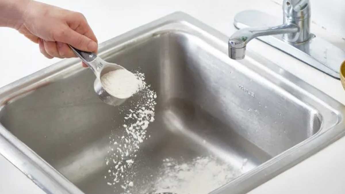 Nos grands-mères n’ont jamais eu tort de saupoudrer de la farine sur l’évier 