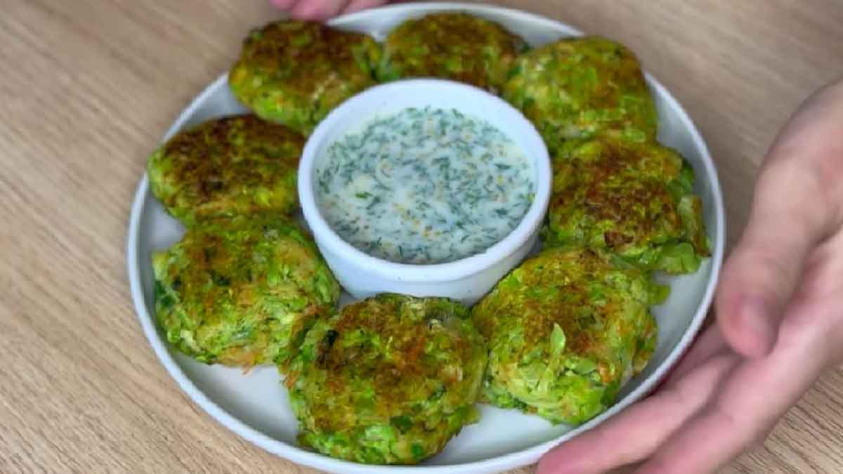 Galettes de légumes: légères et savoureuses, préparées avec du brocoli, des courgettes et des carottes