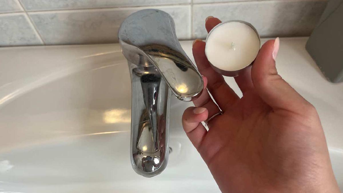 Dites adieu au calcaire grâce à la vieille astuce de la bougie !