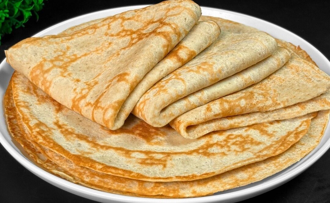 Recette saine pour des crêpes aux flocons d’avoine en 5 minutes. Sans sucre. Sans farine.