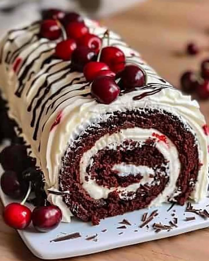 Forêt-Noire enroulée : la douceur irrésistible à refaire chaque semaine