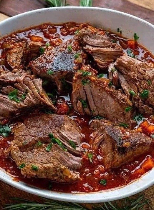 Rôti de Noël fondant à l’ail